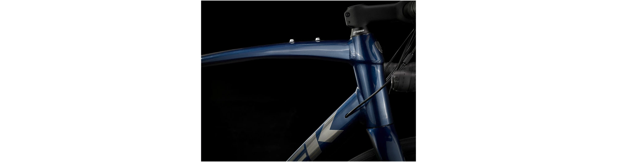 Trek Domane AL 2 Disc 13 Trek Domane AL 2 Disc – Image 11